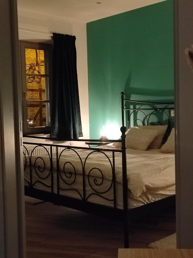 Gite A L'Ombre Du Clocher Avec Jacuzzi Et Sauna Privatifs Celles  Экстерьер фото